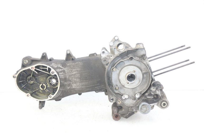 photo de CARTER INFERIOR DO MOTOR APRILIA SCARABEO 100 (2003 - 2012) - Inspeção visual