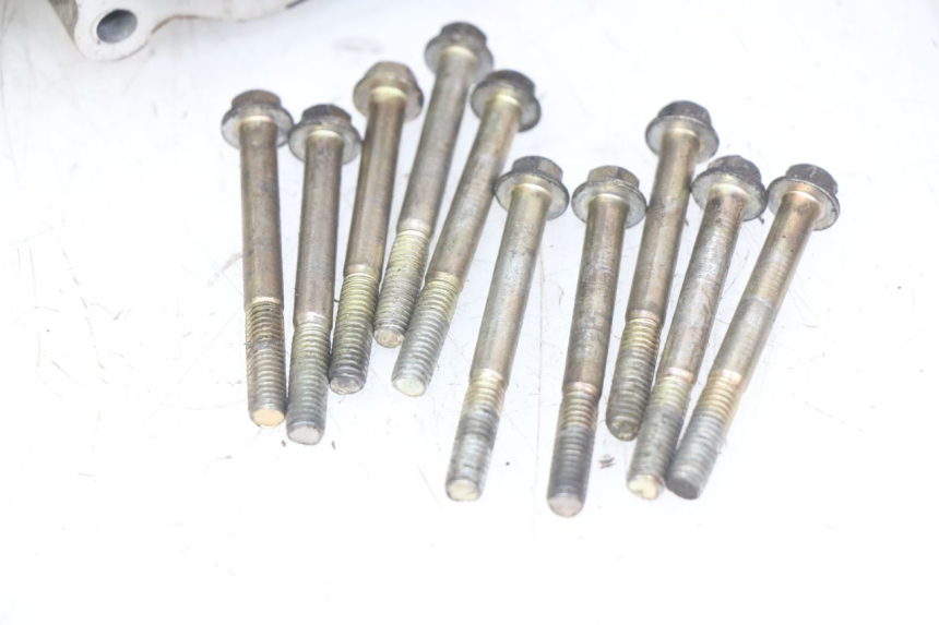 photo de CARTER INFERIOR DO MOTOR APRILIA SCARABEO 100 (2003 - 2012) - Detalhe da peça