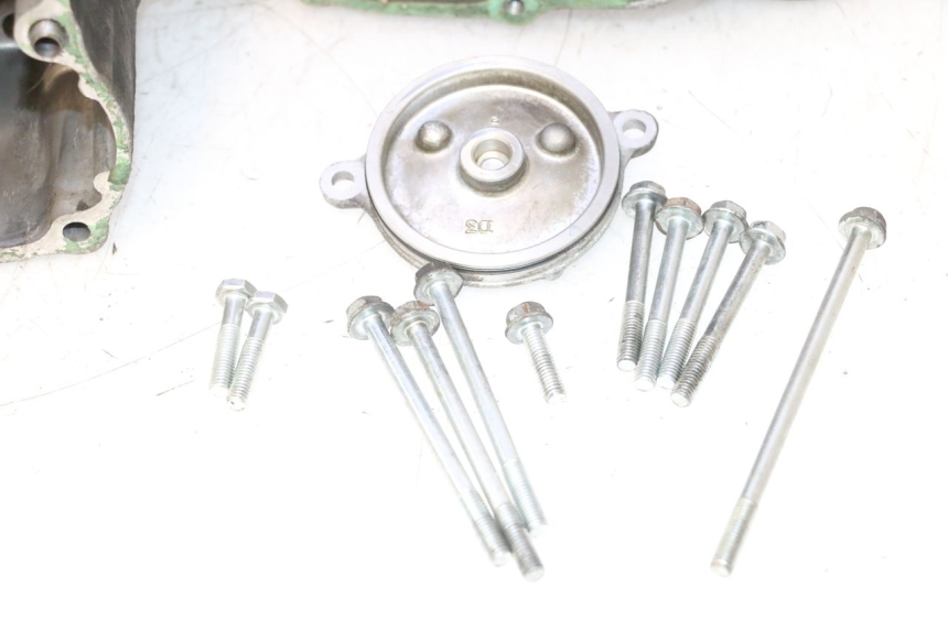photo de CARCAÇA INFERIOR DO MOTOR HONDA SCV LEAD 100 (2003 - 2007) - Peça verificada
