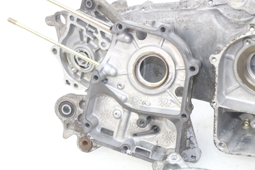 photo de CARTER INFERIOR DO MOTOR KYMCO SENTO 50 (2008 - 2013) - Detalhes característicos