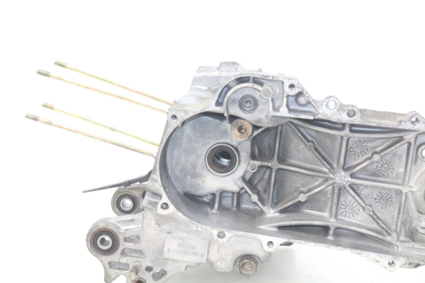 photo de CARTER INFERIOR DO MOTOR KYMCO SENTO 50 (2008 - 2013) - Estado da superfície