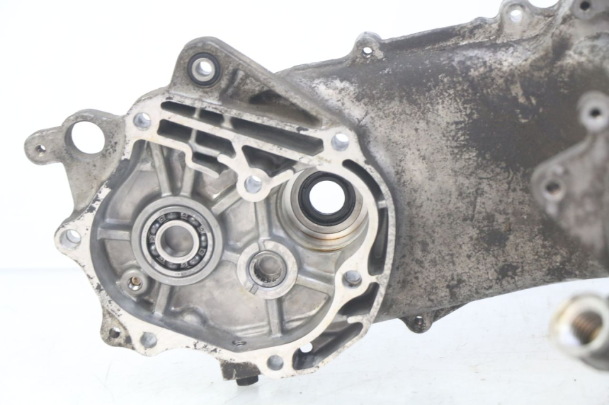 photo de CARTER INFERIOR DO MOTOR KYMCO SENTO 100 (2008 - 2013) - Pontos de fixação