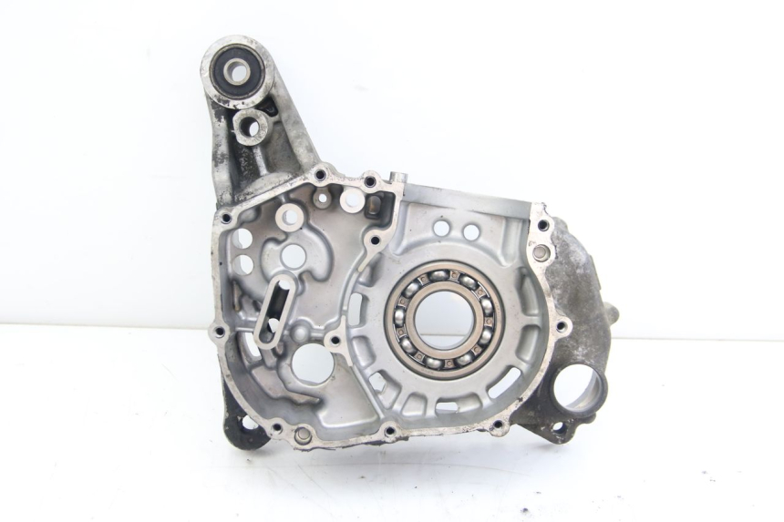 photo de CARTER INFERIOR DO MOTOR SUZUKI SIXTEEN 125 (2008 - 2010) - Vista de perfil