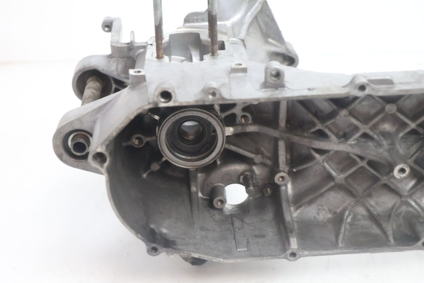 photo de CARCAÇA INFERIOR DO MOTOR YAMAHA SLIDER 50 (1999 - 2004) - Detalhe da peça