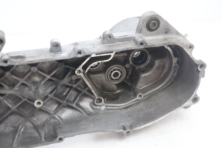 photo de CARCAÇA INFERIOR DO MOTOR YAMAHA SLIDER 50 (1999 - 2004) - Zoom do estado de desgaste