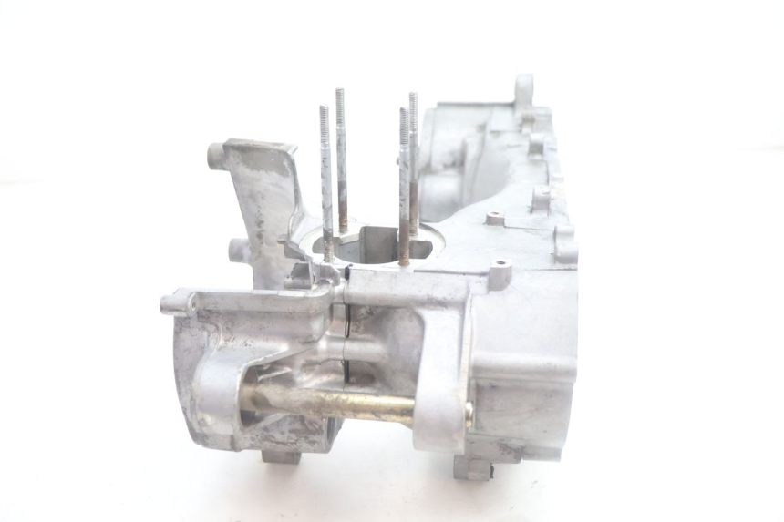 photo de CARCAÇA INFERIOR DO MOTOR YAMAHA SLIDER 50 (1999 - 2004) - Marcações e referências