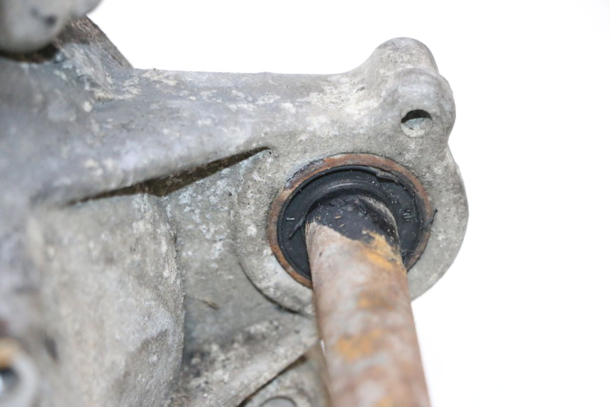 photo de CARTER INFERIOR DO MOTOR PEUGEOT SPEEDFIGHT LC 50 (1996 - 2002) - Vista de perto