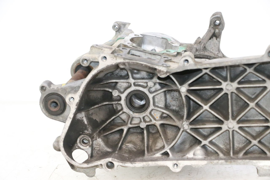 photo de CARTER INFERIOR DO MOTOR PEUGEOT SPEEDFIGHT LC 50 (1996 - 2002) - Imagem adicional