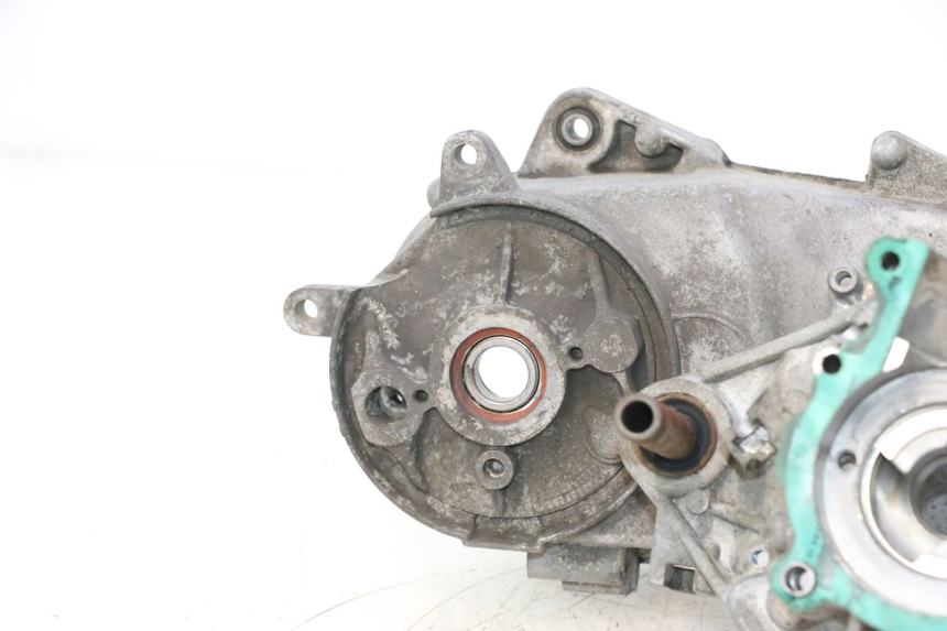 photo de CARTER INFERIOR DO MOTOR PEUGEOT SPEEDFIGHT LC 50 (1996 - 2002) - Outro ângulo de visão
