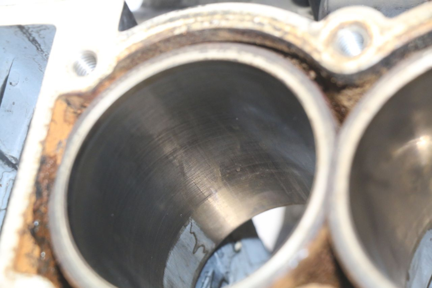photo de CARTER INFERIOR DO MOTOR TRIUMPH SPRINT ST 955 (1999 - 2001) - Imagem adicional