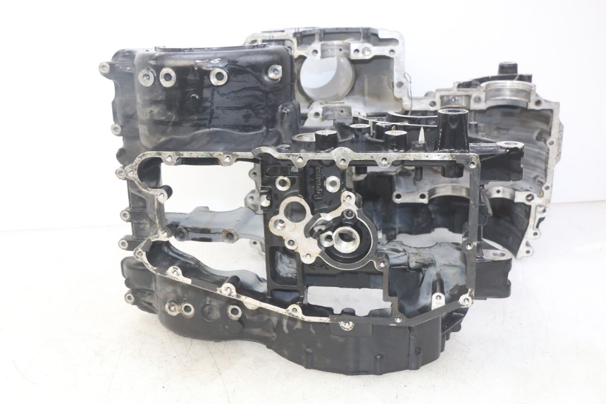 photo de CARTER INFERIOR DO MOTOR TRIUMPH SPRINT ST 955 (1999 - 2001) - Ampliação técnica