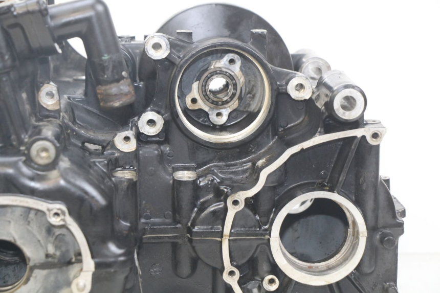 photo de CARTER INFERIOR DO MOTOR TRIUMPH SPRINT ST 955 (1999 - 2001) - Ampliação técnica