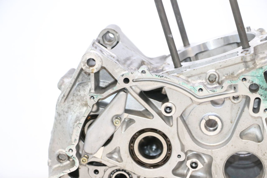 photo de CARCAÇA INFERIOR DO MOTOR CAN-AM SPYDER RS 1000 (2008 - 2012) - Imagem adicional