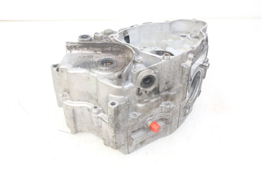 photo de CARTER INFERIOR DO MOTOR YAMAHA SR 125 (1982 - 2003) - Zoom do estado de desgaste