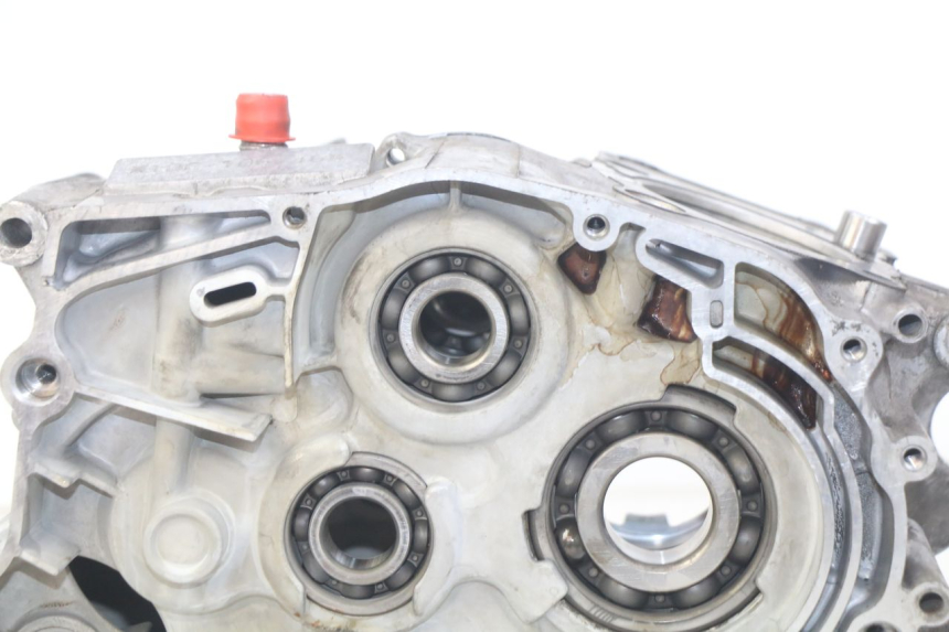 photo de CARTER INFERIOR DO MOTOR YAMAHA SR 125 (1982 - 2003) - Pontos de fixação