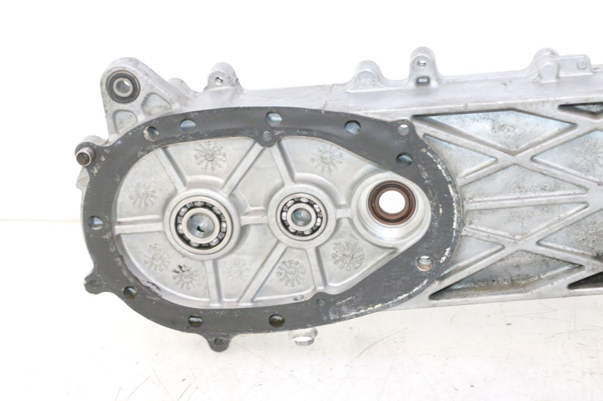 photo de CARCAÇA INFERIOR DO MOTOR KYMCO SUPER 8 2T 50 (2007 - 2013) - Marcações e referências