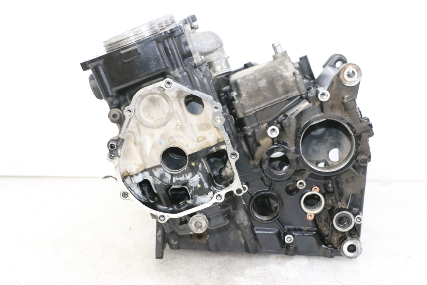 photo de CARTER INFERIOR DO MOTOR SUZUKI GSR 750 (2011 - 2017) - Vista do produto