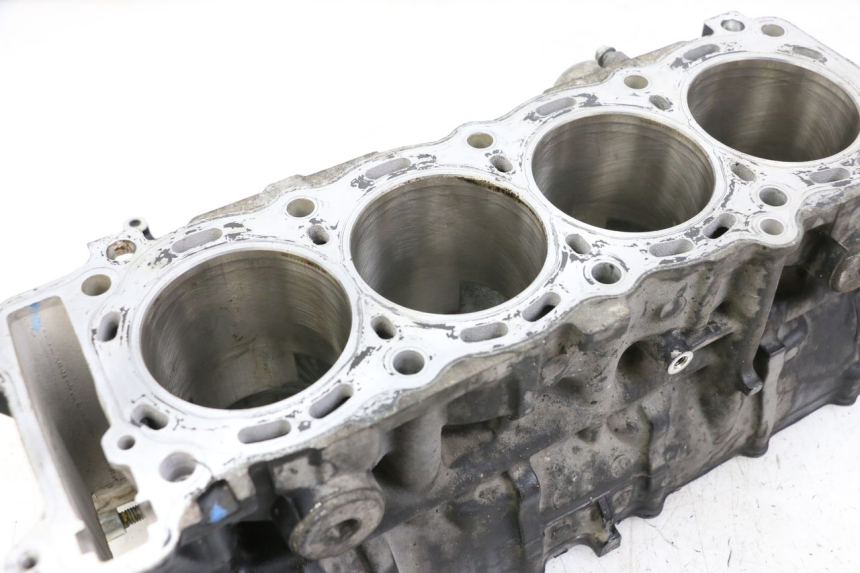 photo de CARTER INFERIOR DO MOTOR SUZUKI GSR 750 (2011 - 2017) - Ampliação dos componentes