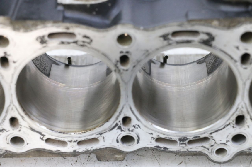 photo de CARTER INFERIOR DO MOTOR SUZUKI GSR 750 (2011 - 2017) - Imagem adicional