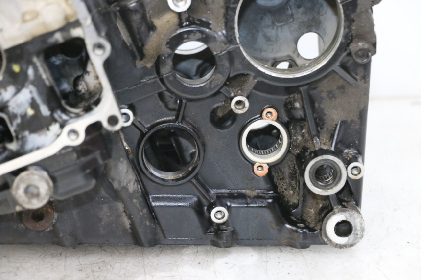 photo de CARTER INFERIOR DO MOTOR SUZUKI GSR 750 (2011 - 2017) - Marcações e referências