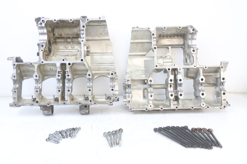 photo de CARTER INFERIOR DO MOTOR SUZUKI GSX F GSXF 650 (2007 - 2015) - Vista principal