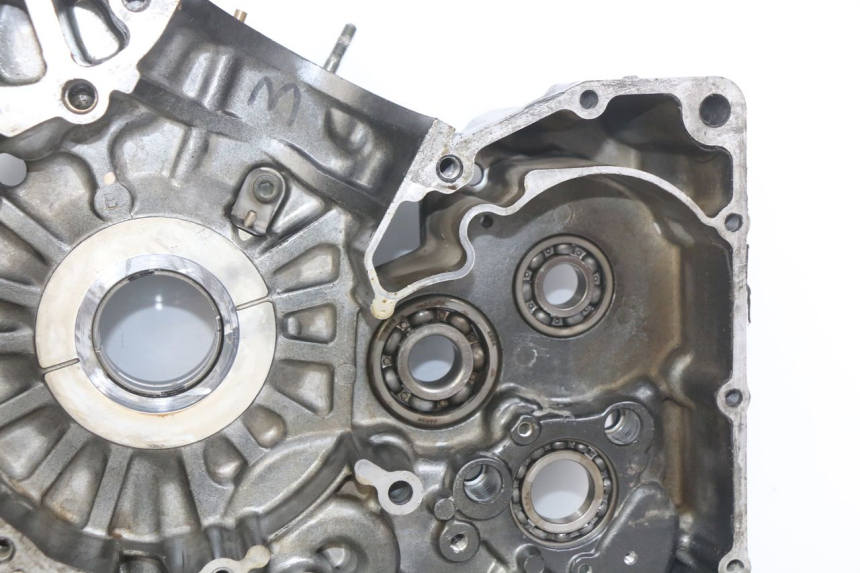 photo de CARTER INFERIOR DO MOTOR SUZUKI SV N 650 (1999 - 2002) - Vista de perfil