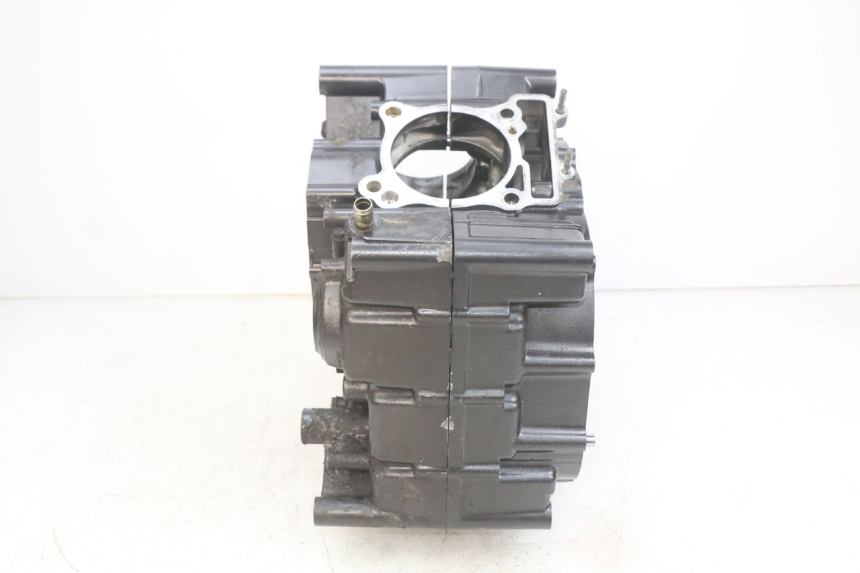 photo de CARTER INFERIOR DO MOTOR SUZUKI SV N 650 (1999 - 2002) - Outro ângulo de visão