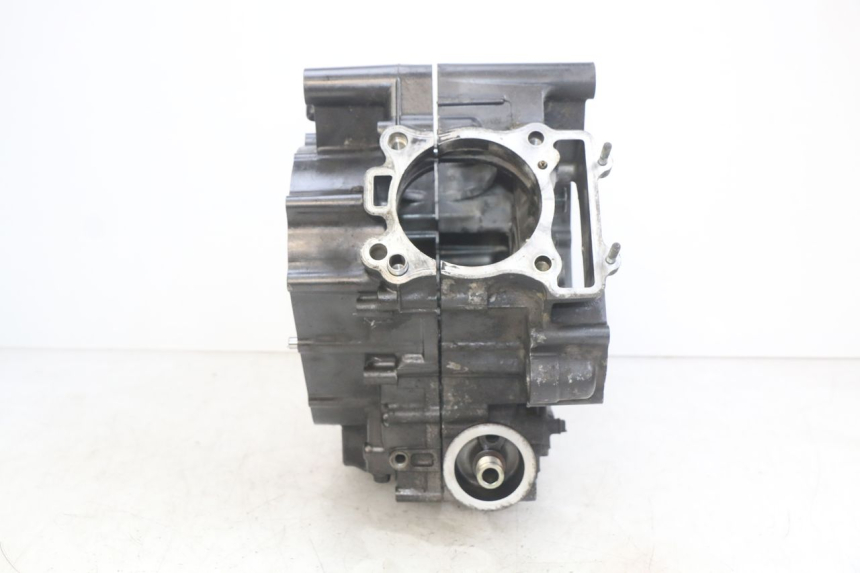 photo de CARTER INFERIOR DO MOTOR SUZUKI SV N 650 (1999 - 2002) - Estado da superfície