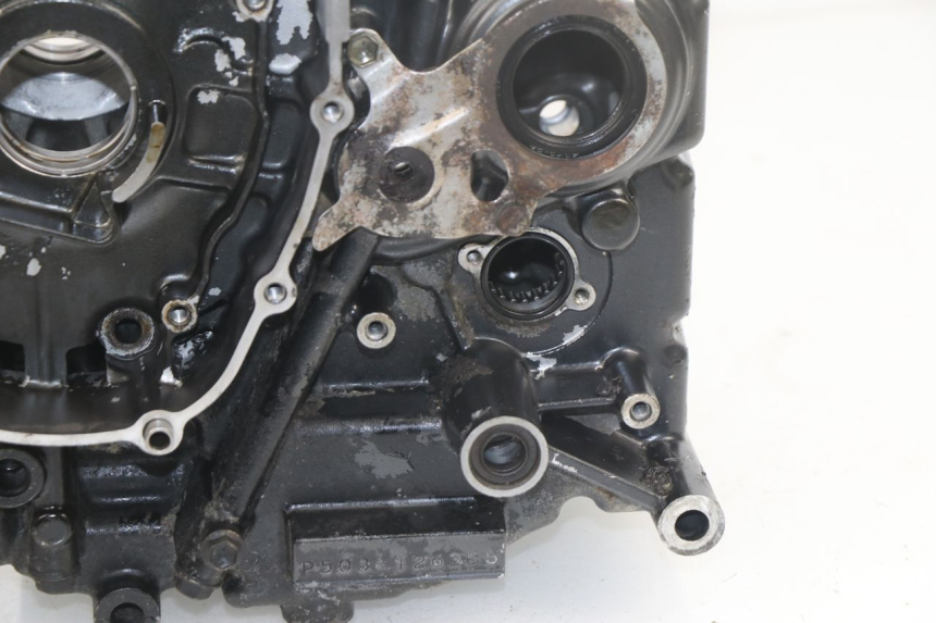 photo de CARTER INFERIOR DO MOTOR SUZUKI SV S 650 (1999 - 2002) - Outro ângulo de visão