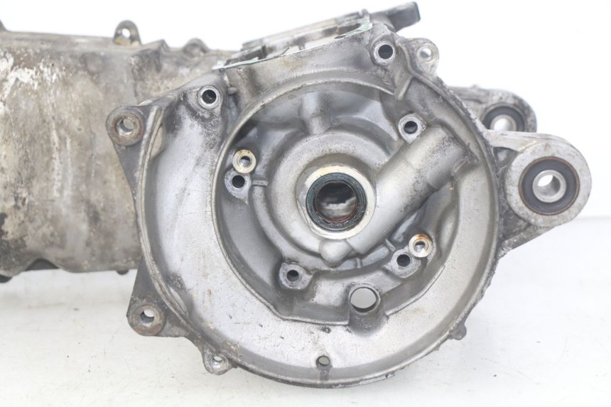 photo de CARTER INFERIOR DO MOTOR PEUGEOT SV 125 (1991 - 1994) - Zoom do estado de desgaste