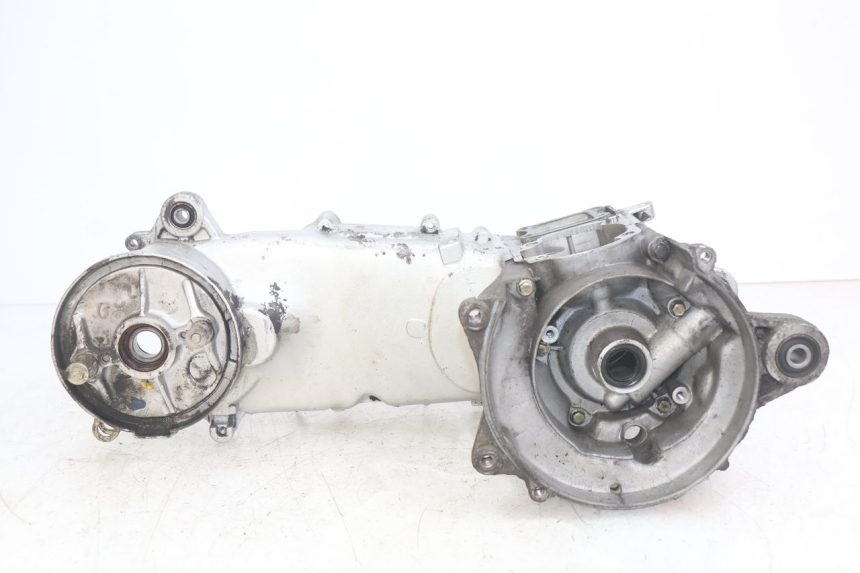 photo de CARTER INFERIOR DO MOTOR PEUGEOT SV 125 (1991 - 1994) - Outro ângulo de visão