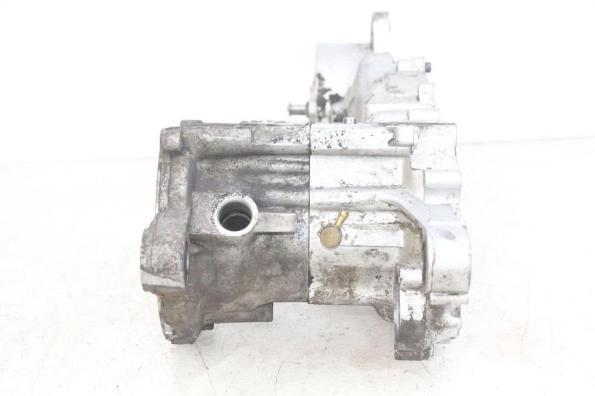 photo de CARTER INFERIOR DO MOTOR PEUGEOT SV 125 (1991 - 1994) - Pontos de fixação