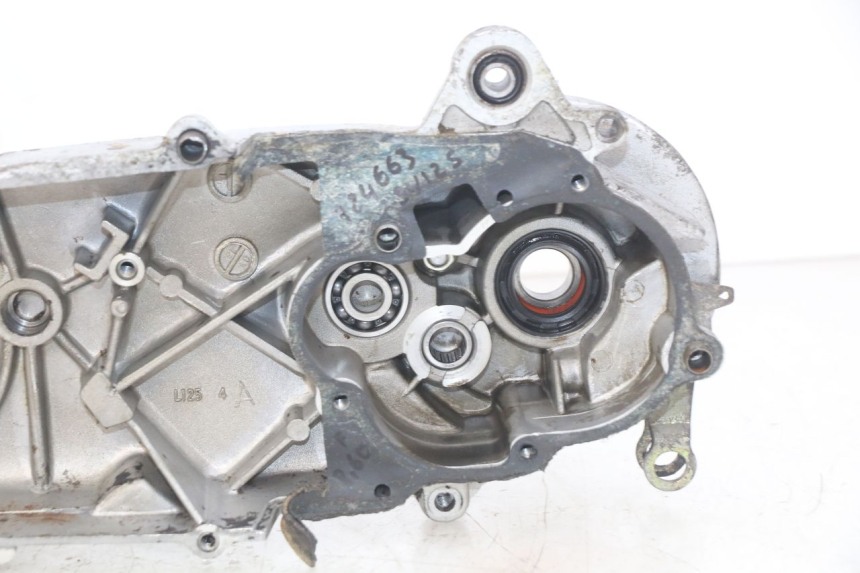 photo de CARTER INFERIOR DO MOTOR PEUGEOT SV 125 (1991 - 1994) - Peça verificada