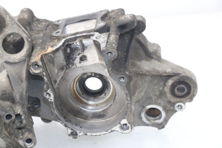 photo de CARTER INFERIOR DO MOTOR PEUGEOT SV 80 (1993 - 1997) - Detalhes característicos