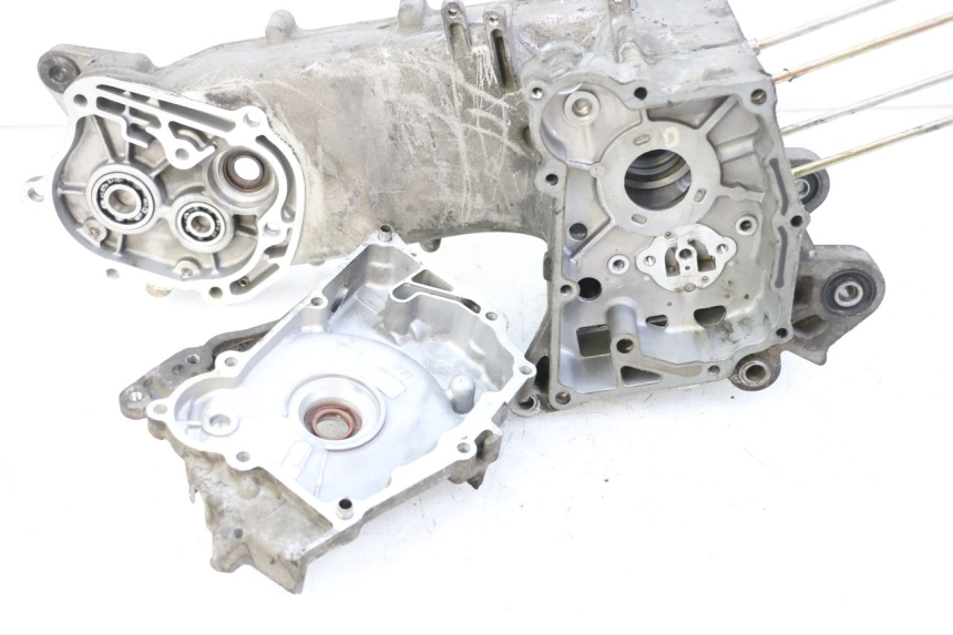 photo de CARTER INFERIOR DO MOTOR SYM ORBIT III 3 4T 50 (2018 - 2021) - Inspeção visual