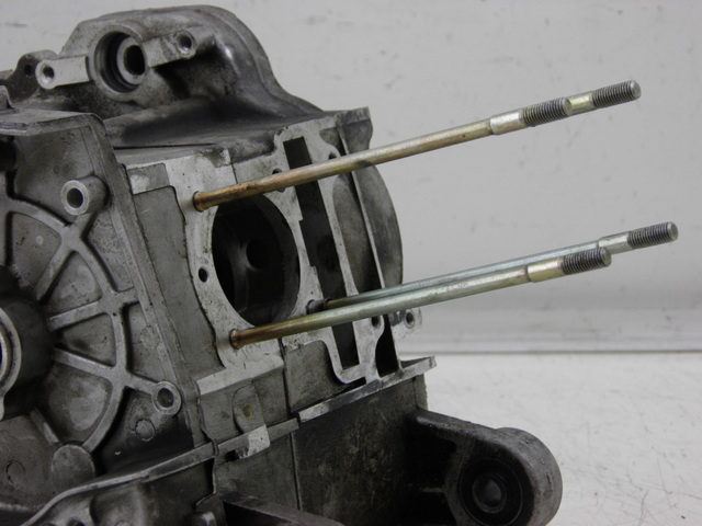 photo de CARTER INFERIOR DO MOTOR SYM SYMPLY 4T 50 (2012 - 2015) - Imagem adicional