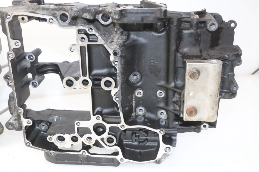 photo de CARTER INFERIOR DO MOTOR YAMAHA TDM ABS 900 (2002 - 2014) - Detalhes característicos