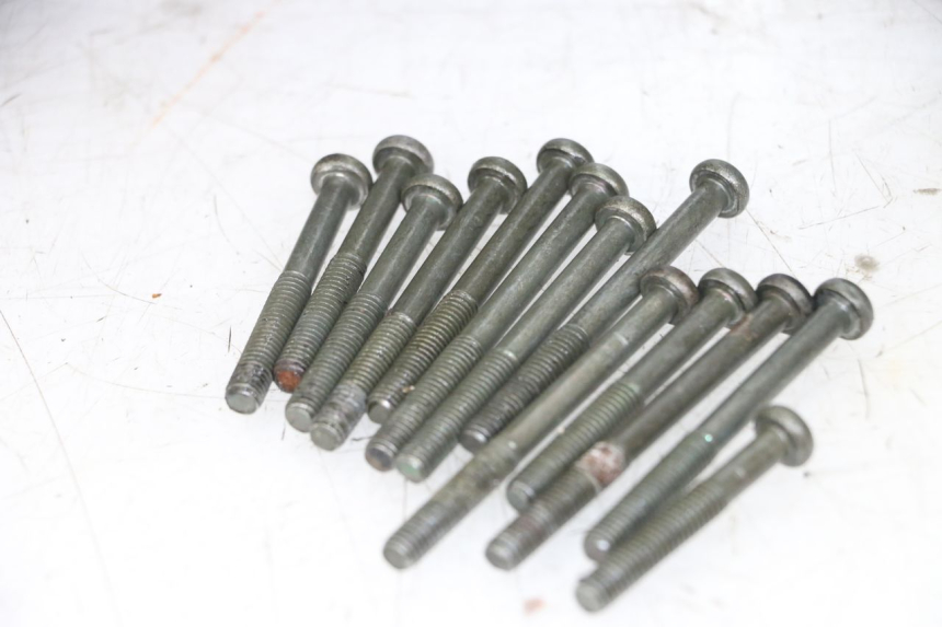 photo de CARTER INFERIOR DO MOTOR YAMAHA TDR DELTABOX 125 (1997 - 2003) - Detalhes característicos
