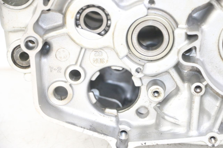 photo de CARTER INFERIOR DO MOTOR YAMAHA TDR DELTABOX 125 (1997 - 2003) - Ângulo alternativo