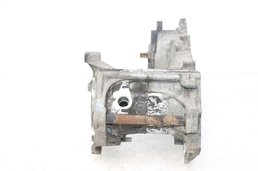 photo de CARCAÇA INFERIOR DO MOTOR PEUGEOT TREKKER 50 (1995 - 2004) - Detalhes característicos
