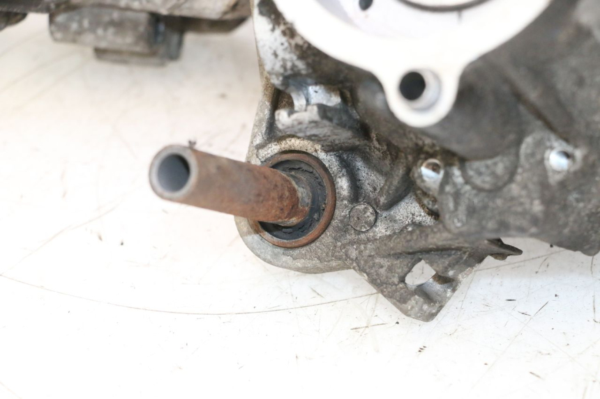 photo de CARCAÇA INFERIOR DO MOTOR PEUGEOT TREKKER 50 (1995 - 2004) - Inspeção visual