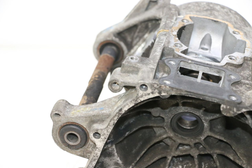 photo de CARCAÇA INFERIOR DO MOTOR PEUGEOT TREKKER 50 (1995 - 2004) - Estado da superfície