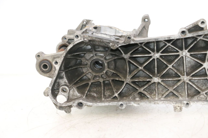 photo de CARCAÇA INFERIOR DO MOTOR PEUGEOT TREKKER 50 (1995 - 2004) - Peça verificada