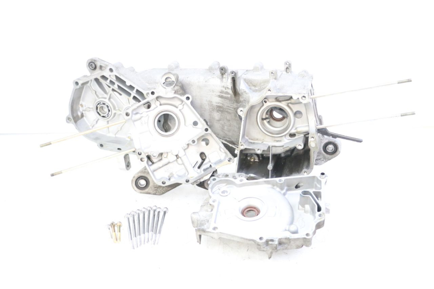 photo de CARTER INFERIOR DO MOTOR PEUGEOT TWEET 4T 50 (2018 - 2022) - Detalhe da peça