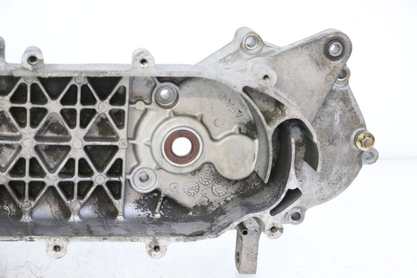 photo de CARTER INFERIOR DO MOTOR PEUGEOT TWEET 4T 50 (2018 - 2022) - Detalhes característicos