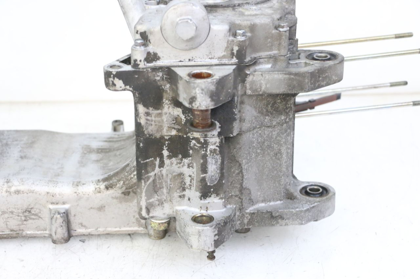 photo de CARTER INFERIOR DO MOTOR PEUGEOT TWEET 4T 50 (2018 - 2022) - Ângulo alternativo