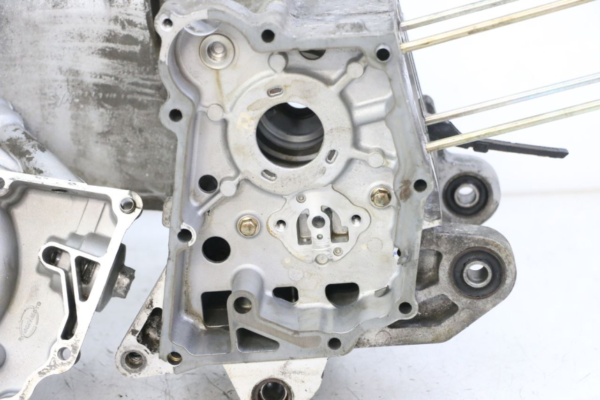 photo de CARTER INFERIOR DO MOTOR PEUGEOT TWEET 4T 50 (2018 - 2022) - Detalhe da peça