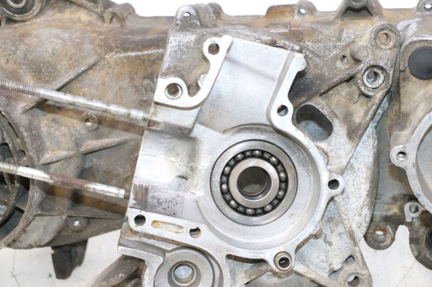 photo de CARCAÇA INFERIOR DO MOTOR PIAGGIO TYPHOON 50 (2000 - 2009) - Detalhe da peça