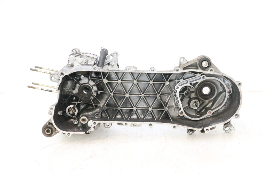 photo de CARCAÇA INFERIOR DO MOTOR PIAGGIO TYPHOON 50 (2000 - 2009) - Vista principal