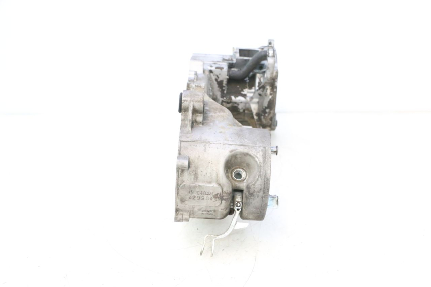 photo de CARCAÇA INFERIOR DO MOTOR PIAGGIO TYPHOON 50 (2000 - 2009) - Marcações e referências